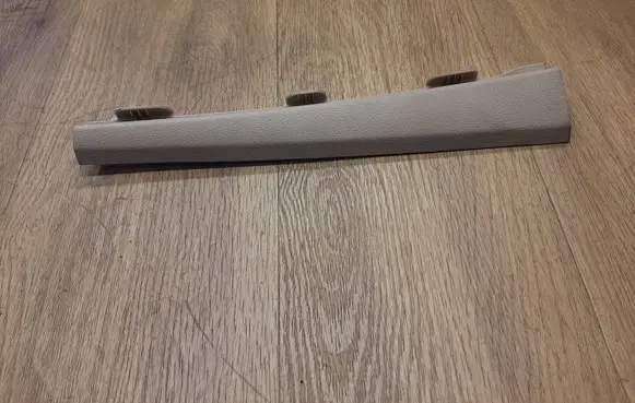 Porsche Macan (95B) (A) pillar trim 95B868239A