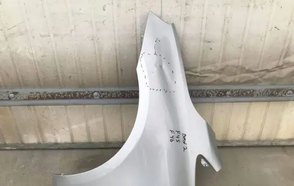 BMW 2 F46 Fender