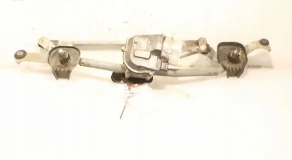 Mazda 3 Front wiper linkage and motor