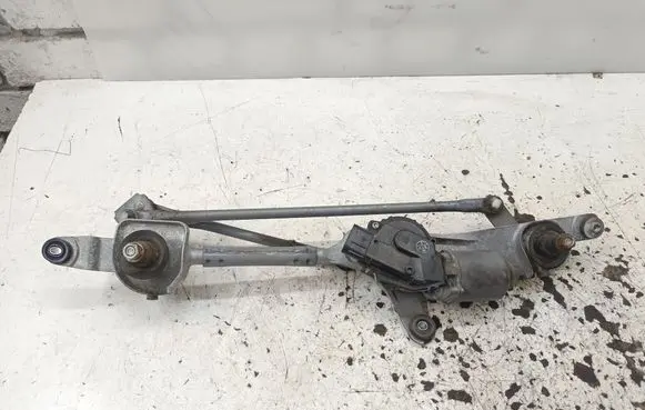 Opel Insignia A Front wiper linkage and motor 13227392 CV1590601414