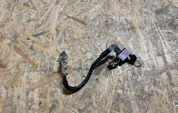 Volkswagen Golf VII Negative earth cable (battery) 5Q0915181K