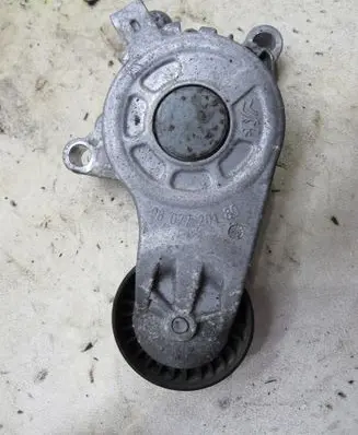 Peugeot 2008 I Timing belt tensioner GMAUTO4574097