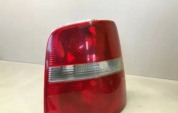 Volkswagen Touran I Rear/tail lights 1T0945096C 1T0945112B