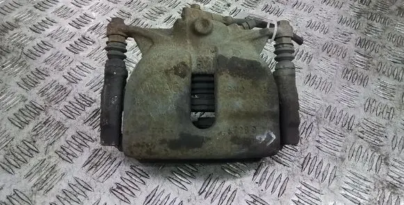 Volkswagen PASSAT CC Front brake caliper