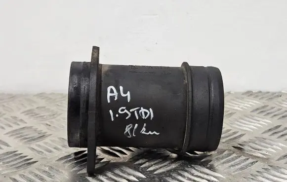 Audi A4 S4 B5 8D Mass air flow meter 028906461 0281002216