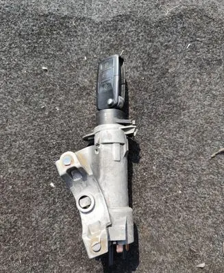 Volkswagen PASSAT B5.5 Ignition lock 4B0905851A 4B0905849