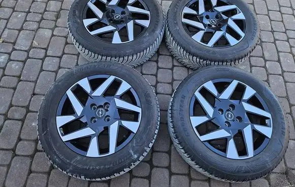 Opel Mokka B R17 alloy rim 