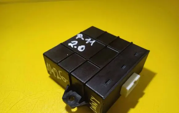 Nissan Primera Other control units/modules 89001885 73927012