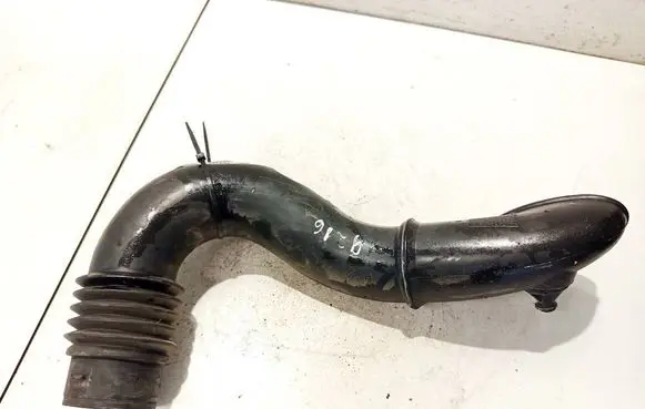 Air intake hose/pipe