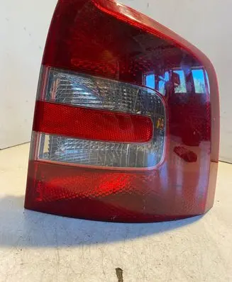 Skoda Octavia Mk2 (1Z) Rear/tail lights 1Z9945258 27592202