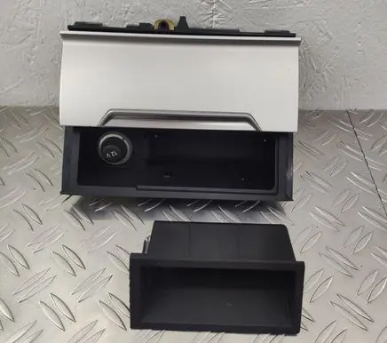 Volkswagen PASSAT B8 Ashtray (front) 3G2863284 3G2863077