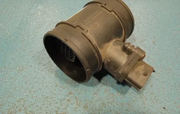 Hyundai Tucson JM Mass air flow meter