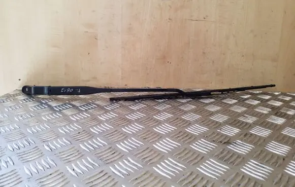 Volvo S40, V40 Front wiper blade arm