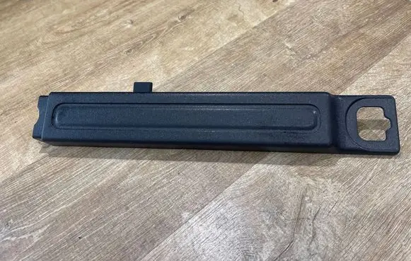 Land Rover Discovery 5 Centre console side trim rear HY3246067B