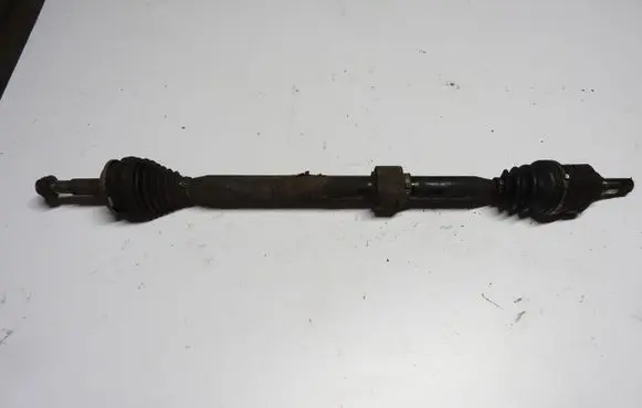 Toyota Auris 150 Engine mounting bracket