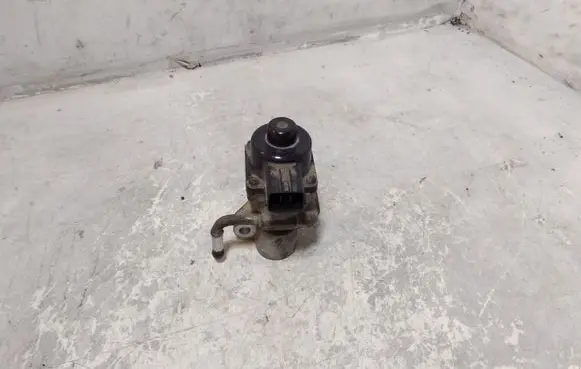 Mazda 5 EGR valve 79371