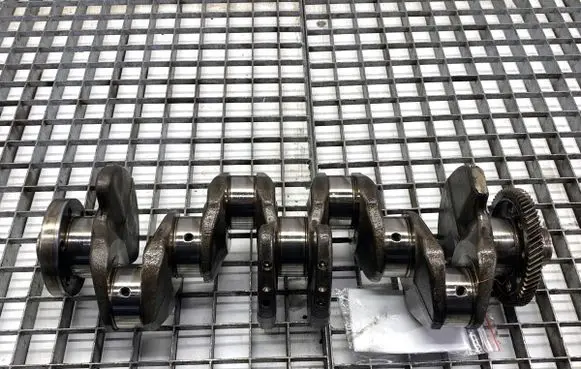 Volkswagen PASSAT B7 Crankshaft 38AA