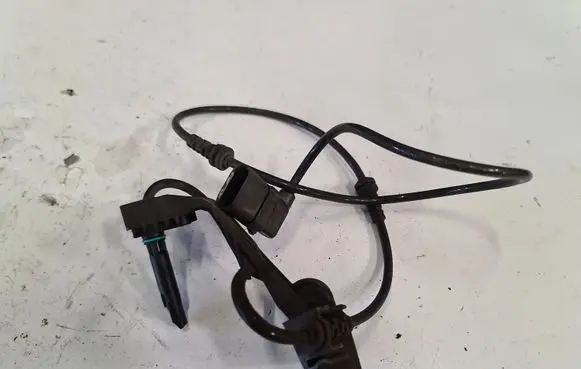 Mercedes-Benz C W205 ABS brake wheel speed sensor A2059058103