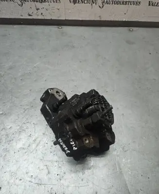 Citroen Xsara Picasso Fuel injection high pressure pump 0445010031 8200055072 H037472