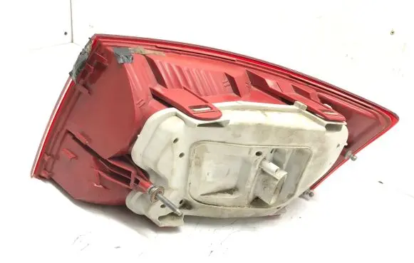 Audi A6 S6 C6 4F Tailgate rear/tail lights