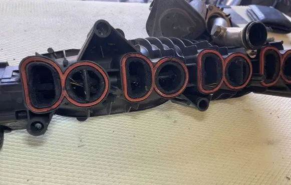 BMW 5 E60 E61 Intake manifold 781017902
