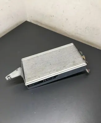 Chrysler Pacifica Sound amplifier 05094001AC