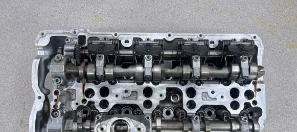 BMW M5 Engine head 2118177 11122118177 7603471