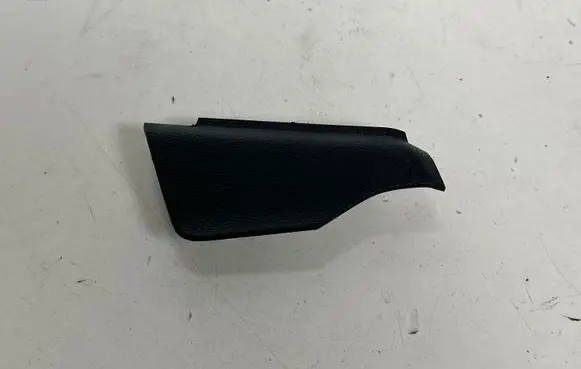 Ford Mustang VI Panel trim FR3B63044F47A