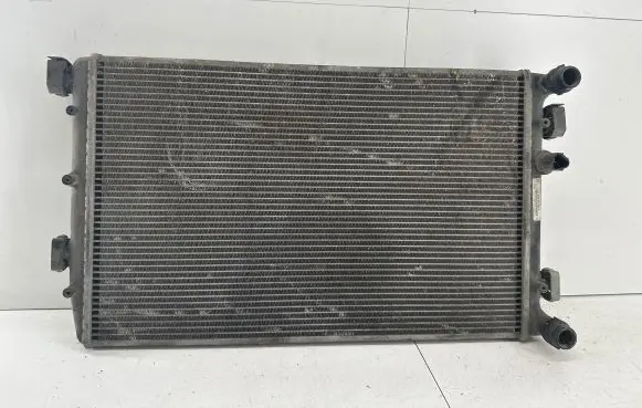 Seat Ibiza III (6L) Coolant radiator 6Q0121253R