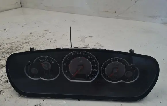 Citroen C5 Speedometer (instrument cluster) 55400013010