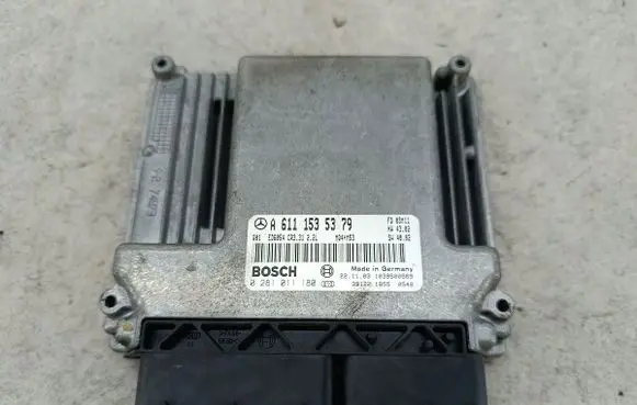 Mercedes-Benz Vito Viano W639 Engine control unit/module ECU 