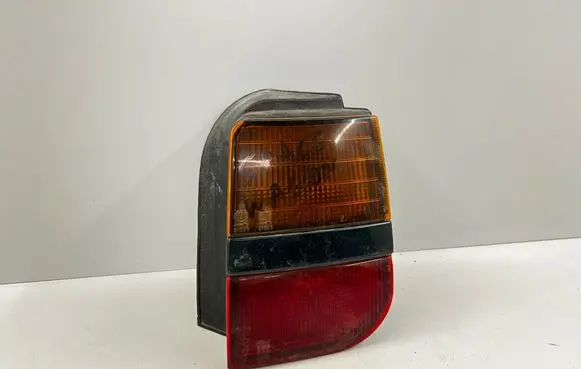 Mitsubishi Space Wagon Rear/tail lights 0431536R