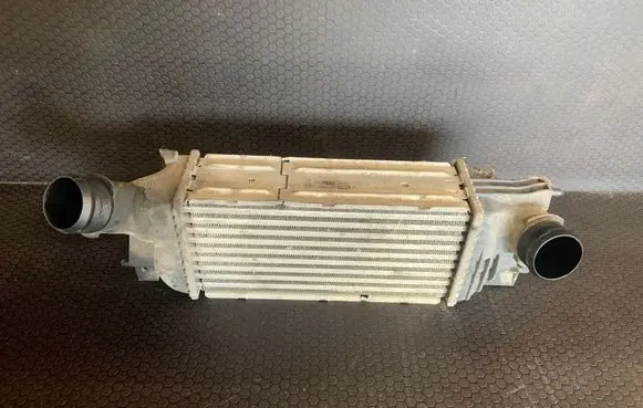 Peugeot 407 Intercooler radiator 9645682880 TIA1095 874823N