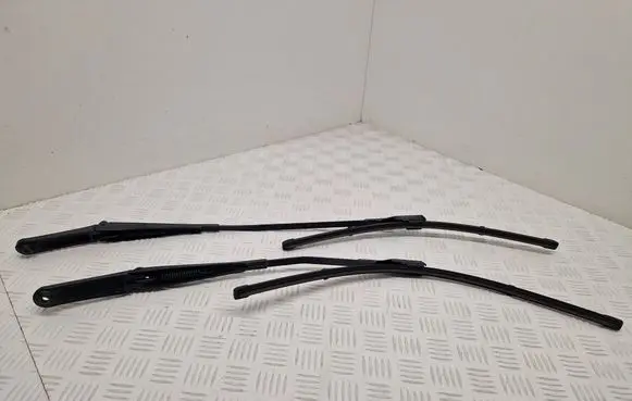 Audi A4 Allroad B9 Windshield/front glass wiper blade 8W1955407