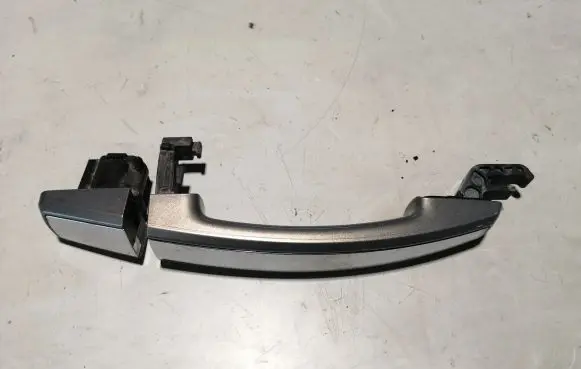 Opel Meriva B Front door exterior handle
