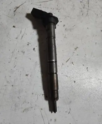 Audi A6 S6 C6 4F Fuel injector 059130277AJ