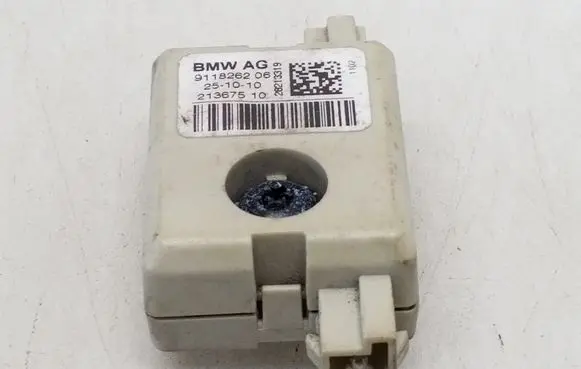 Antenna control unit