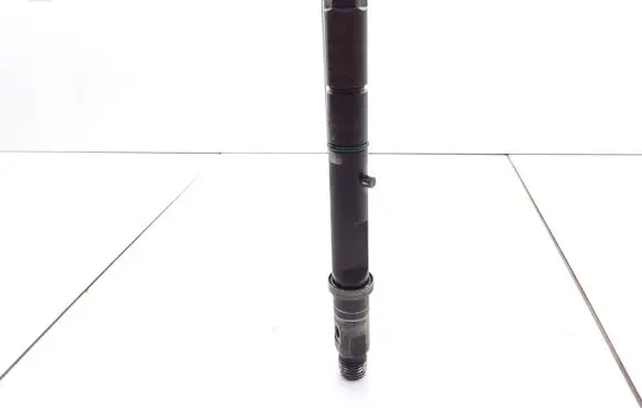 Audi A6 S6 C5 4B Fuel injector 059130201E 0432133836