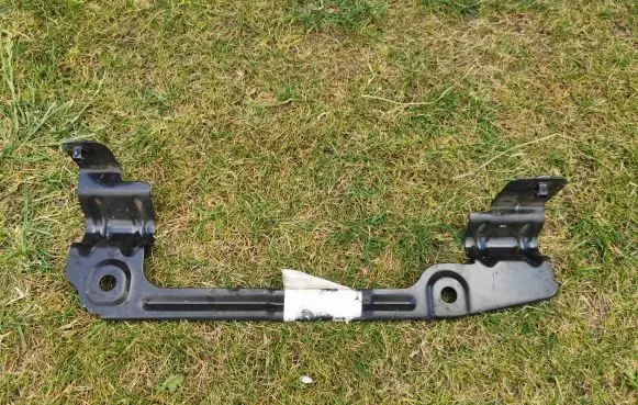 Audi A6 S6 C8 4K Fender mounting bracket 4K0821167 03G0622