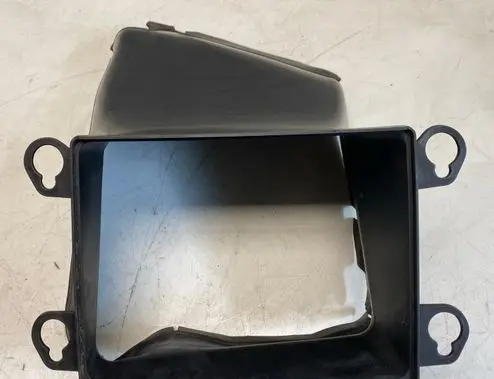 Audi Q7 4M Intercooler air guide/duct channel 4M0121334
