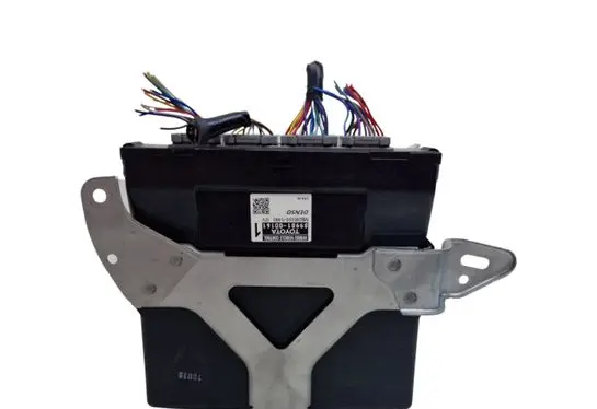 Toyota Yaris Engine control unit/module 899810D161 MB2850005480