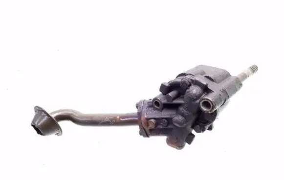 Volkswagen PASSAT B5 Oil pump 058115153