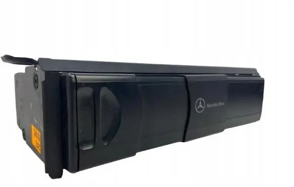 Mercedes-Benz C W203 CD/DVD changer 