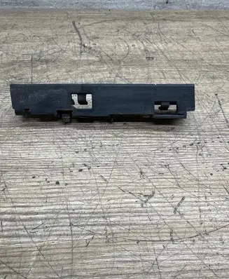 Audi A6 S6 C7 4G Front bumper mounting bracket 4G0853921B