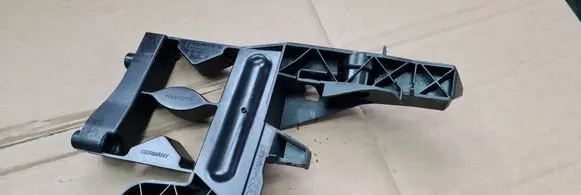 Audi A7 S7 4G Headlight/headlamp mounting bracket 4G8805607