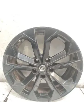 R18 alloy rim