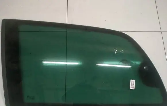 Volkswagen Sharan Rear side window AS3