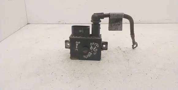 BMW 3 E90 E91 Glow plug pre-heat relay E2110022358