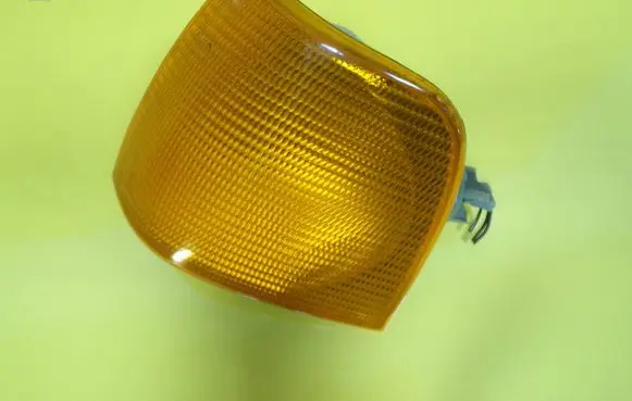Audi 100 200 5000 C3 Front indicator light 443953049