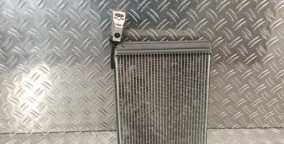 Toyota Yaris Air conditioning (A/C) radiator (interior) 